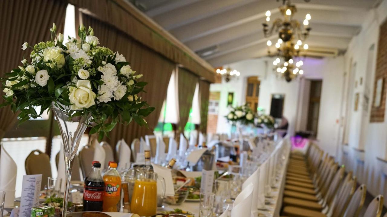 Hotel Zamek Pultusk Dom Polonii Extérieur photo